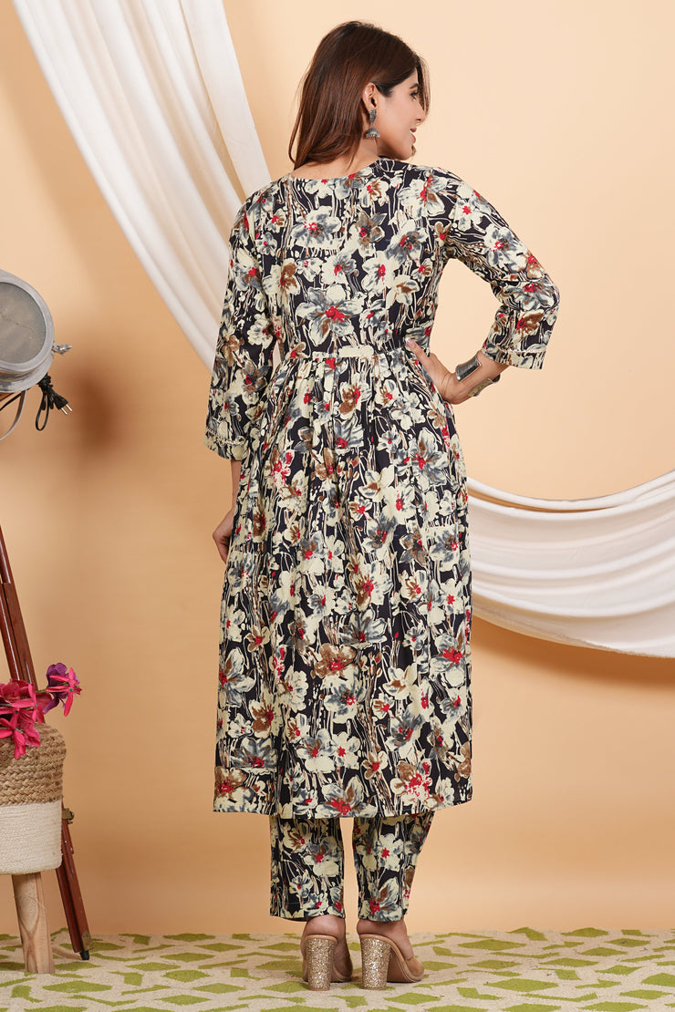 Tulsilicious Multicolor Floral Digital Print Kurta & Pants Set